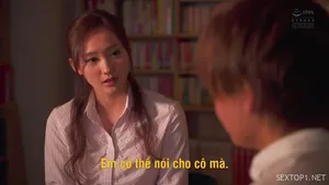 Đã ai làm gì đâu, mới móc bằng 1 ngón em đã bắn nước ướt cả tay